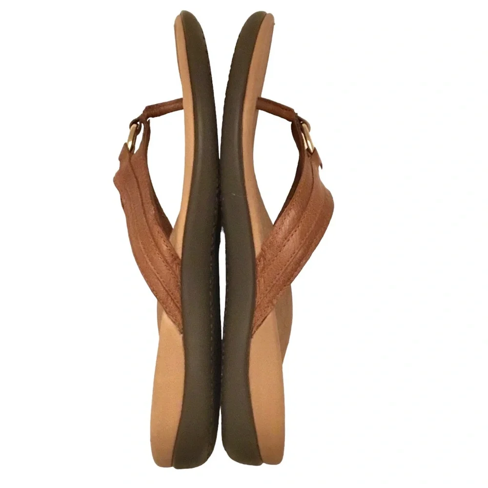 Vionic Tide Aloe Sandals Women’s 10 Brown Leather Strap Thong Toe-Post Flip Flop